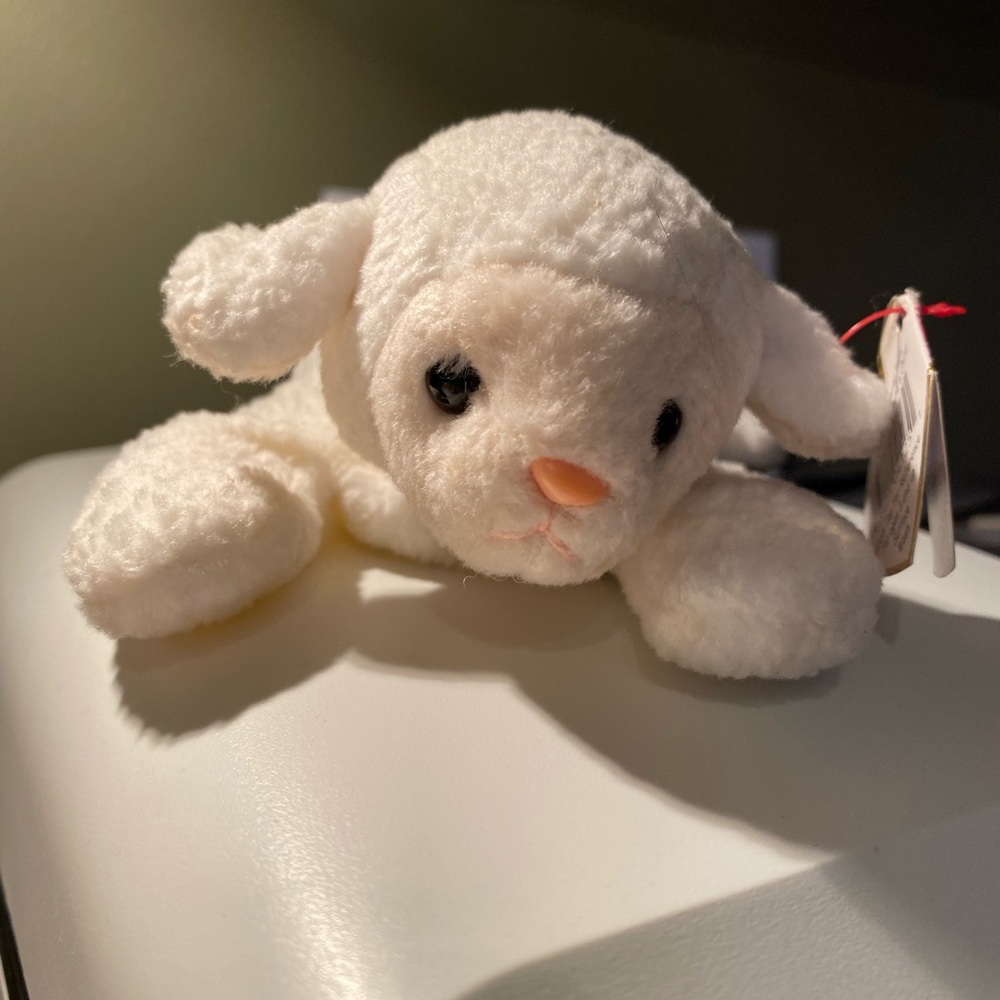 Retired Ty beanie baby, Fleece the baby lamb.